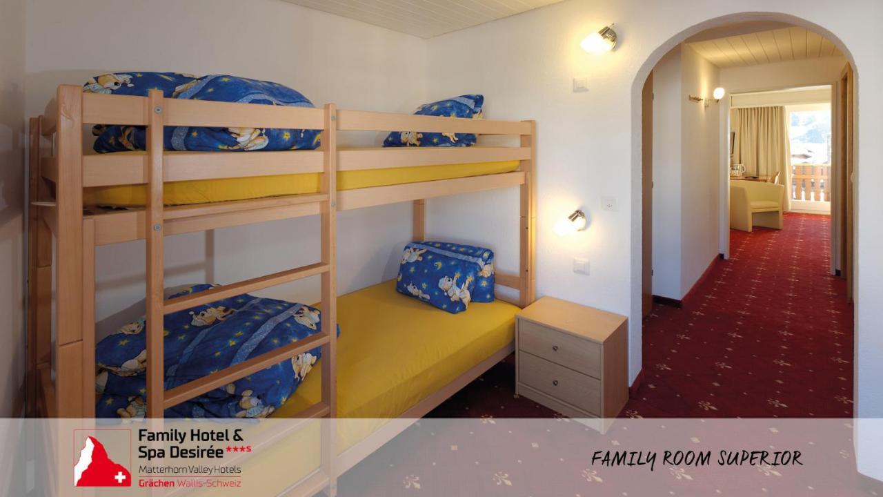 Deluxe Family Room