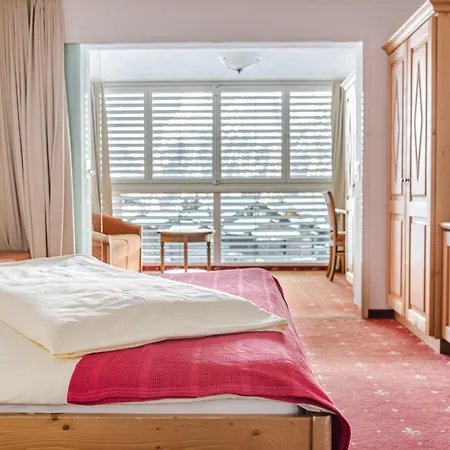 Family Hotel Desiree-2